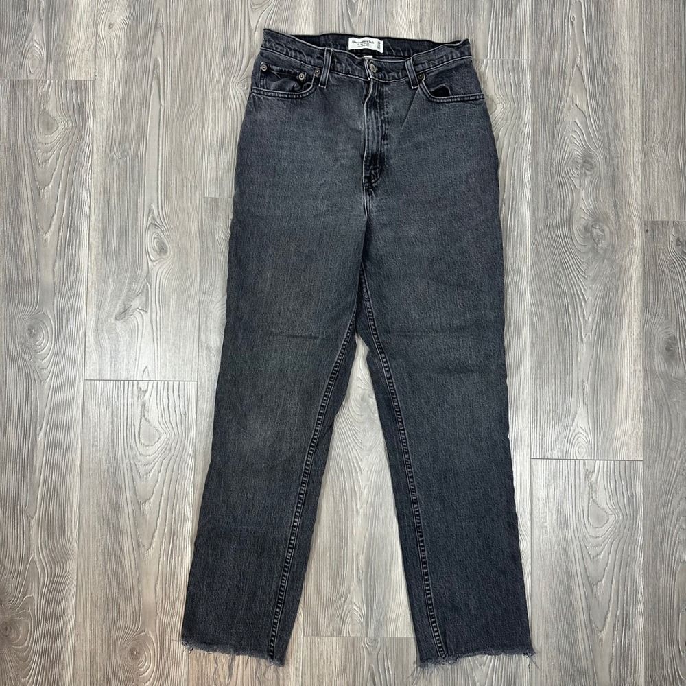 Abercrombie Washed Black Ultra High Rise 90s Straight Jean - SIZE 30/10 Raw Hem